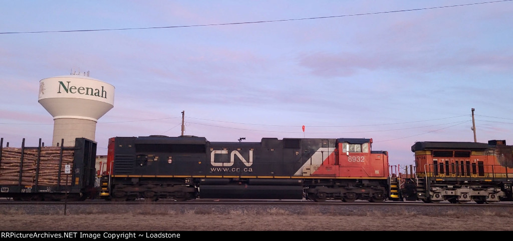 CN 8932